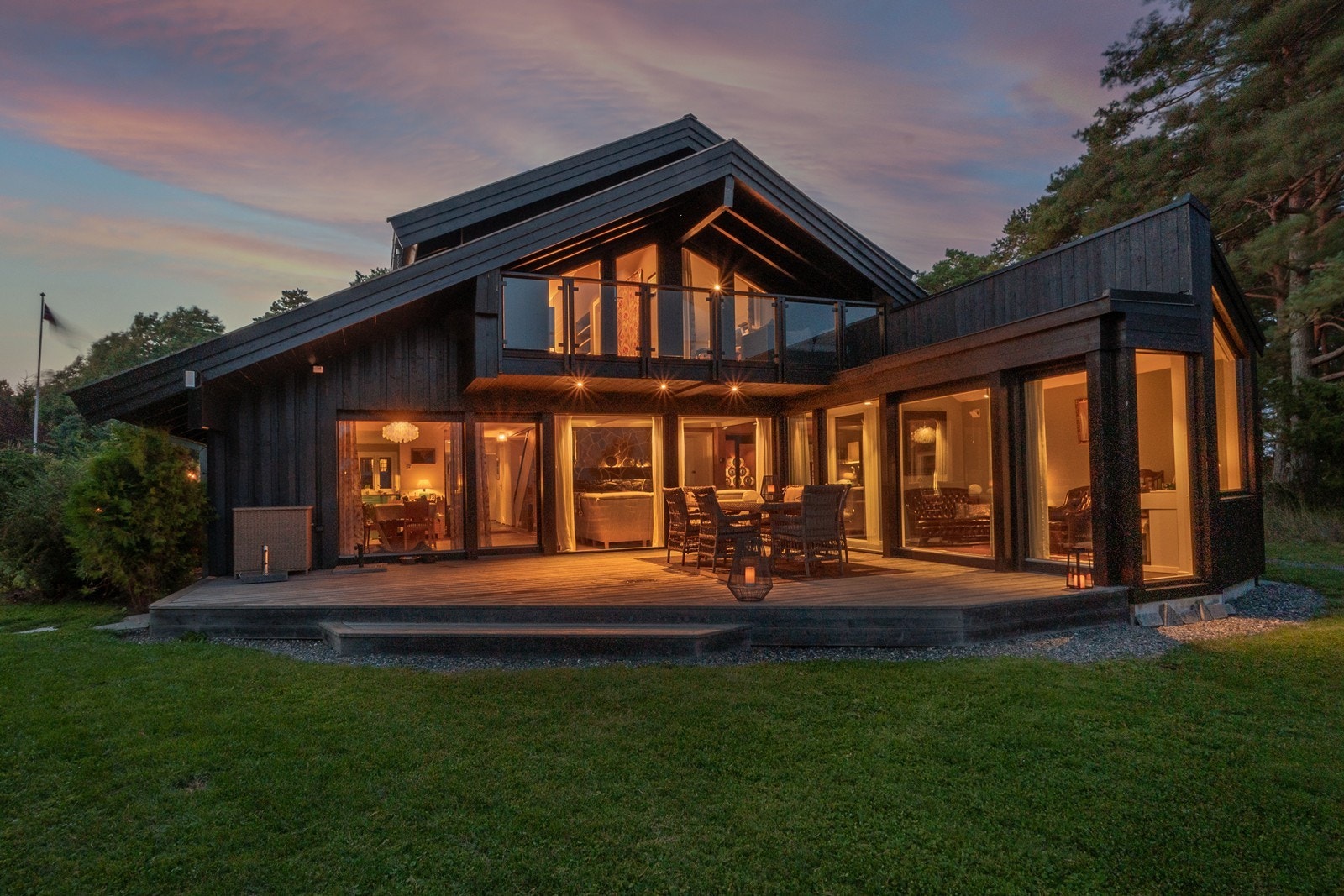 Dette er en unik enebolig som har gjennomført en rekke oppgraderinger i perioden 2017-2023. Galleribilde