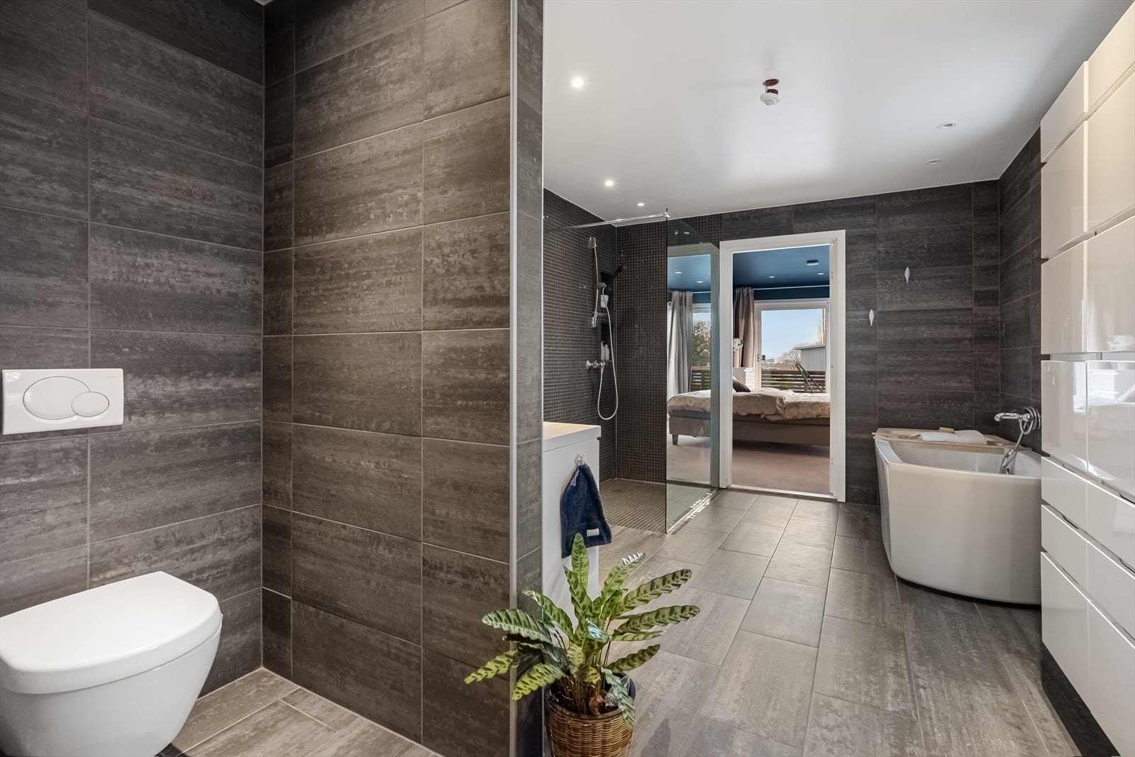 Foreldreavdeling med eget bad Galleribilde