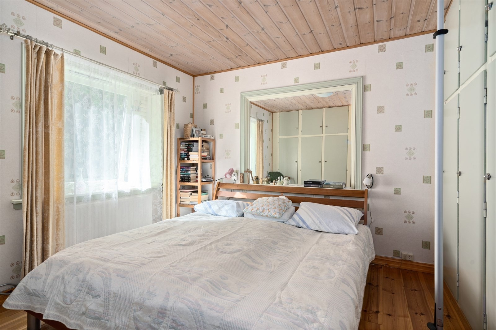 Hovedsoverom i 2. etasje. Galleribilde