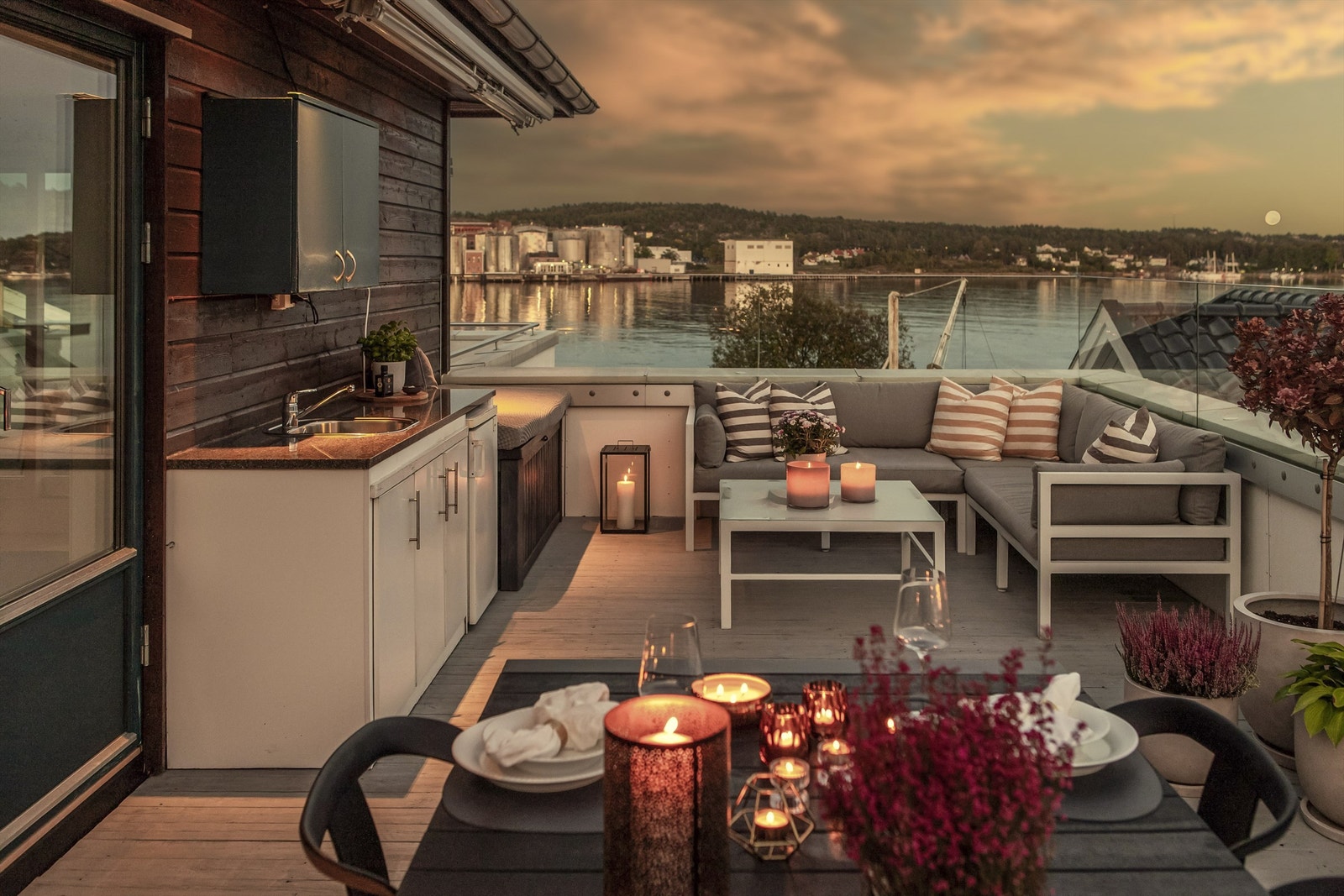 Krogsveen v/Vindum ønsker velkommen til Ærfuglveien 12C! Galleribilde