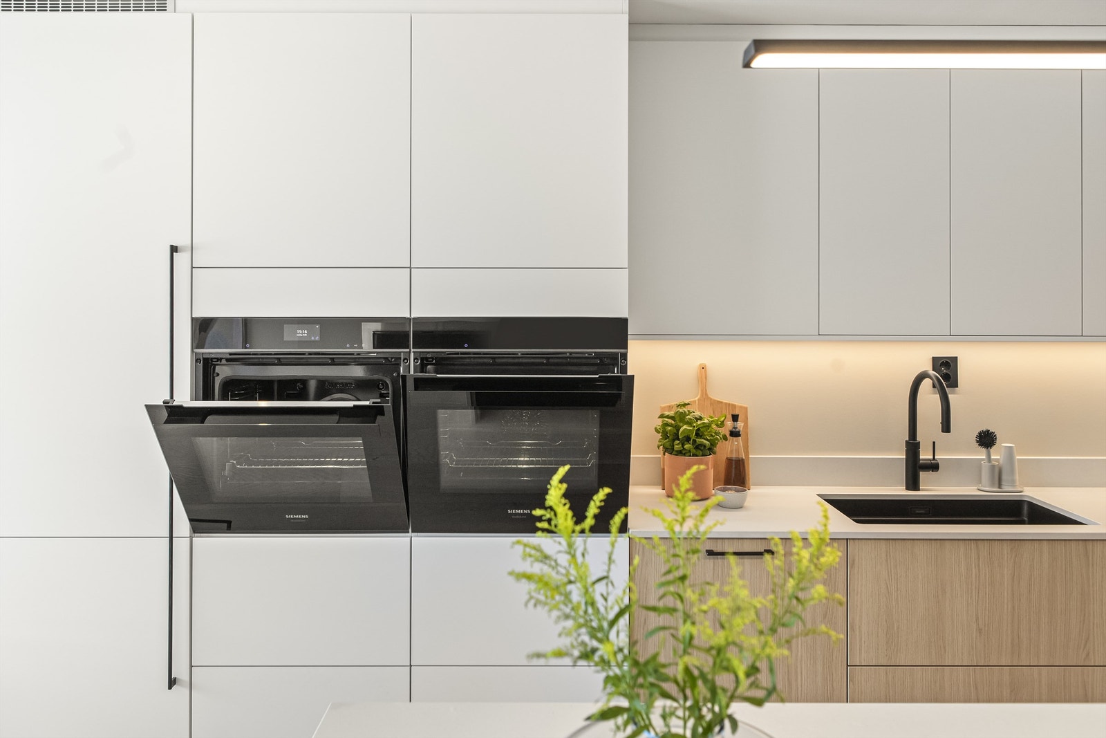 To stekeovner er praktisk for husets kokk Galleribilde