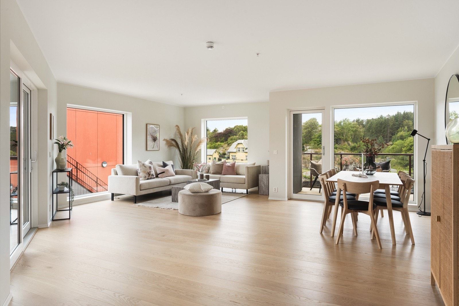 Åpen løsning som er enkel å møblere! Galleribilde