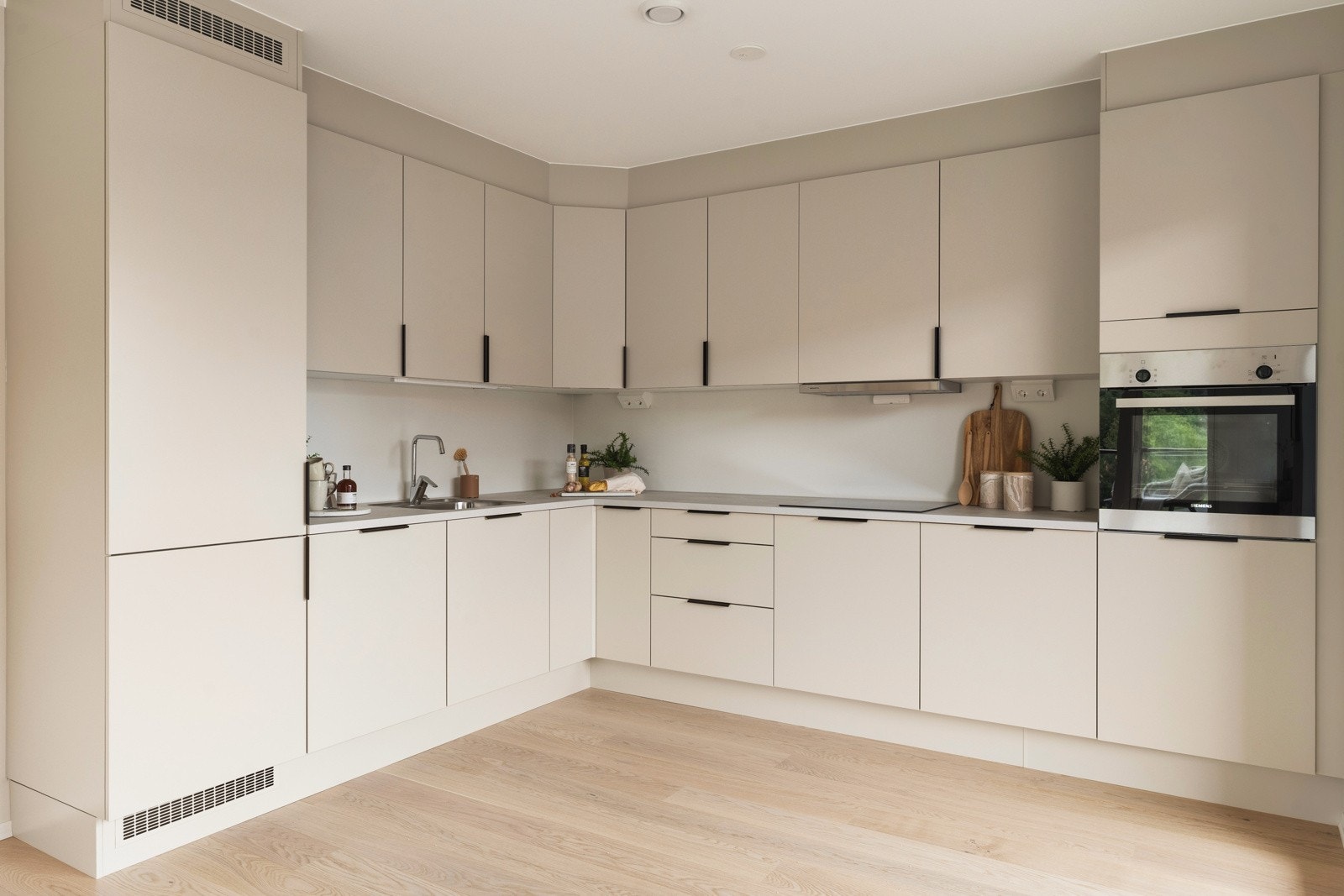 Moderne kjøkkeninnredning fra kvalitetsleverandøren HTH! Galleribilde