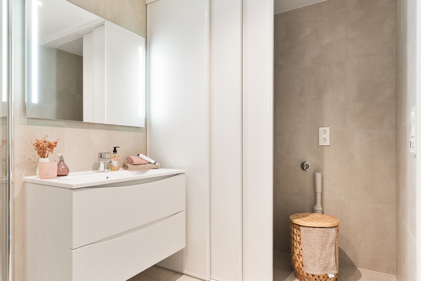 Eget bad fra hovedsoverom. Galleribilde