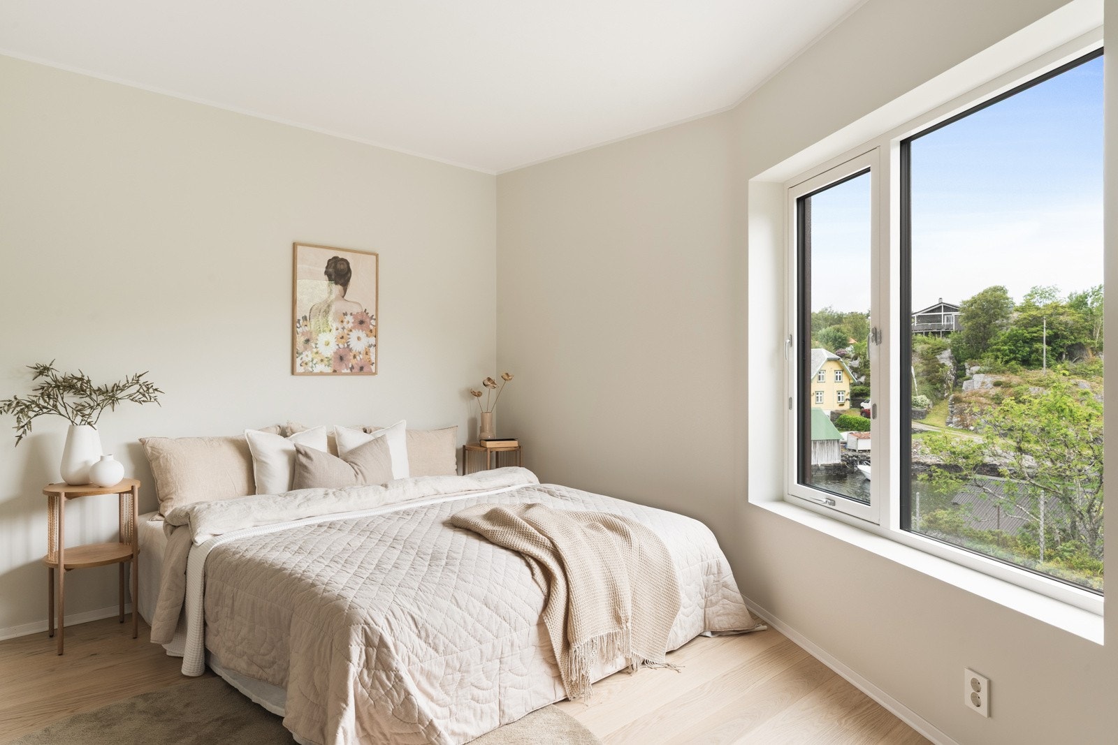 Leiligheten inneholder 3 soverom, av god størrelse! Galleribilde