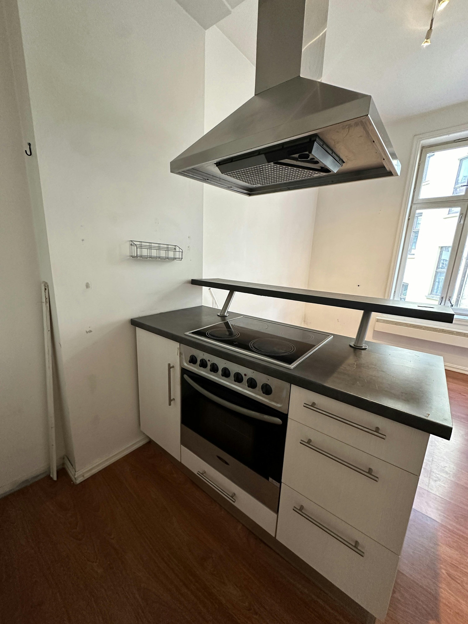 Stue med åpent kjøkken Galleribilde