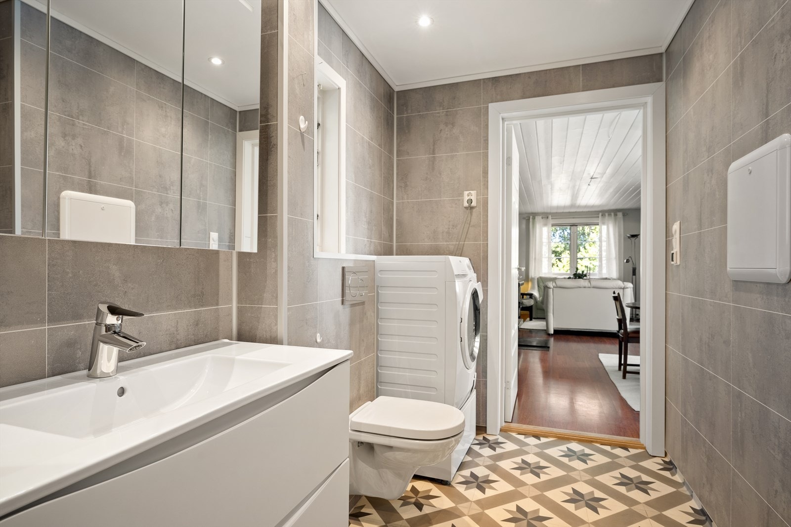 Nyere bad/vaskerom Galleribilde