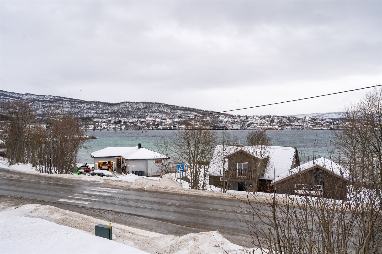 Havutsikt og sentrumsnær beliggenhet. Galleribilde