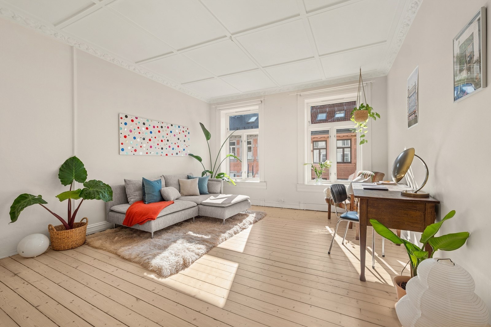 Originale tregulv gir karakter og sjarm til rommet. Galleribilde