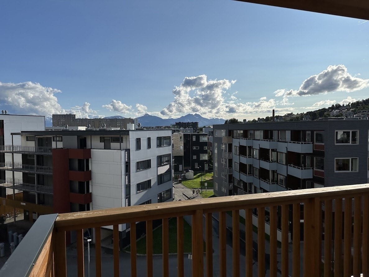 Utsikt fra sørvendt terrasse Galleribilde