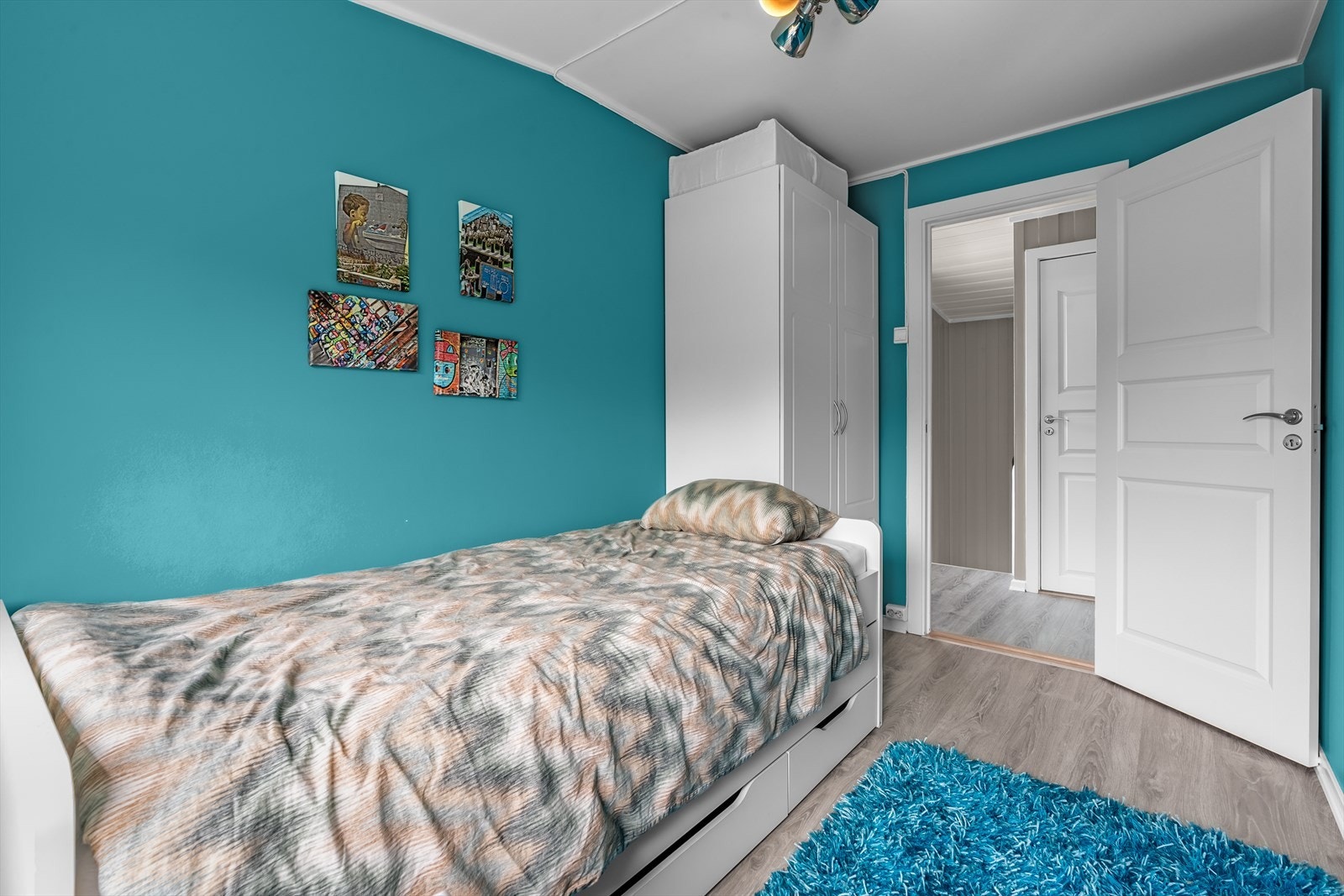 Passer ypperlig som barnerom, gjesterom eller hjemmekontor. Galleribilde