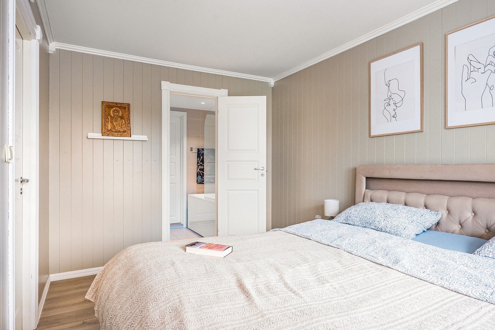 Leiligheten har totalt tre soverom. Galleribilde