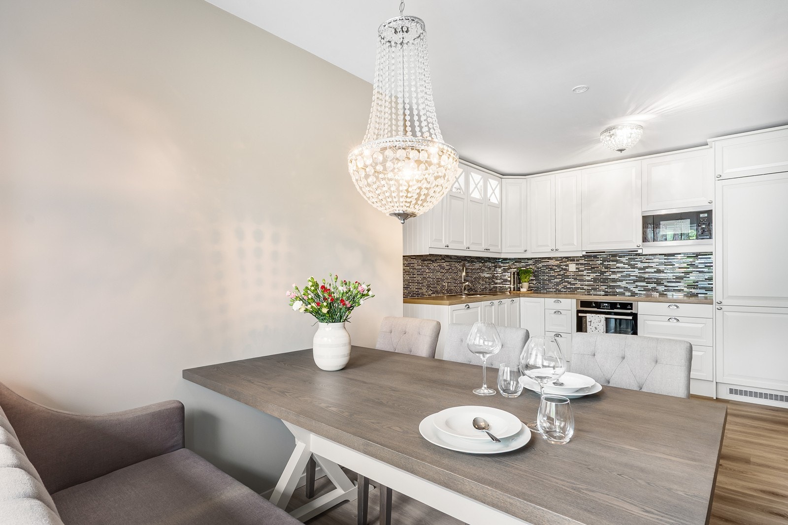 Velkommen til Skredderveien 15D formidlet av Nordvik v/Frode Larsen! Fotograf: Marie Waagan. Galleribilde