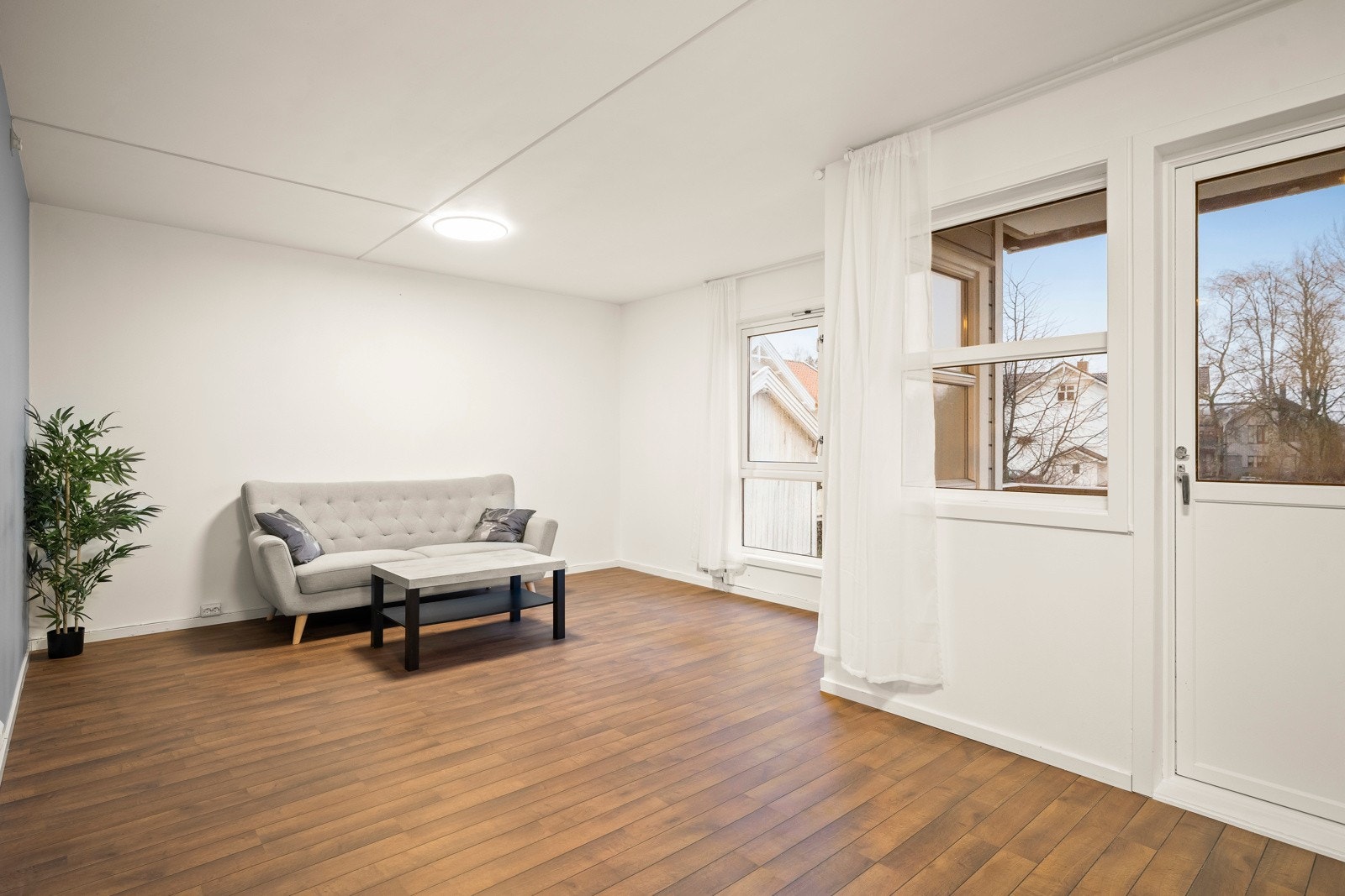 Rommet har utgang til balkong Galleribilde