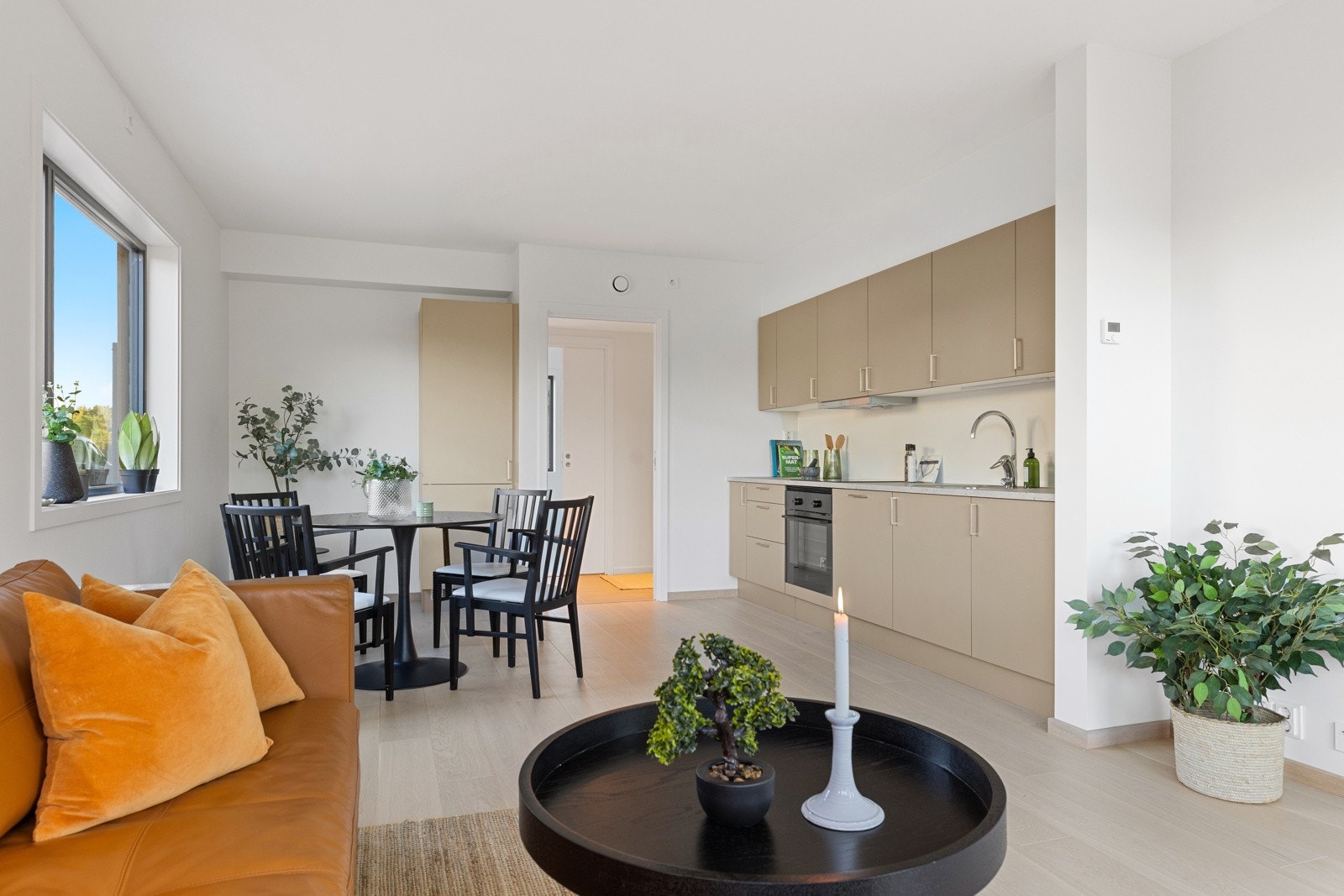 4 Stue01 (2) Galleribilde