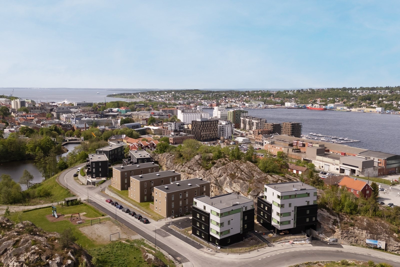 Et flott og moderne boligområde sentralt i Moss - her kan man finne roen, samtidig som det er kort vei til alle fasiliteter. Galleribilde