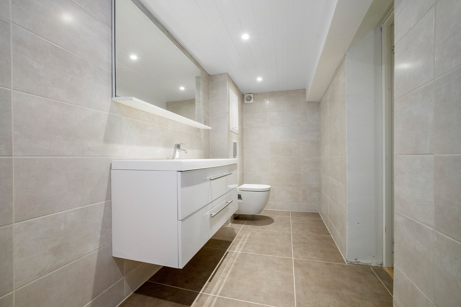 Flislagte overflater i tidsriktige farger Galleribilde