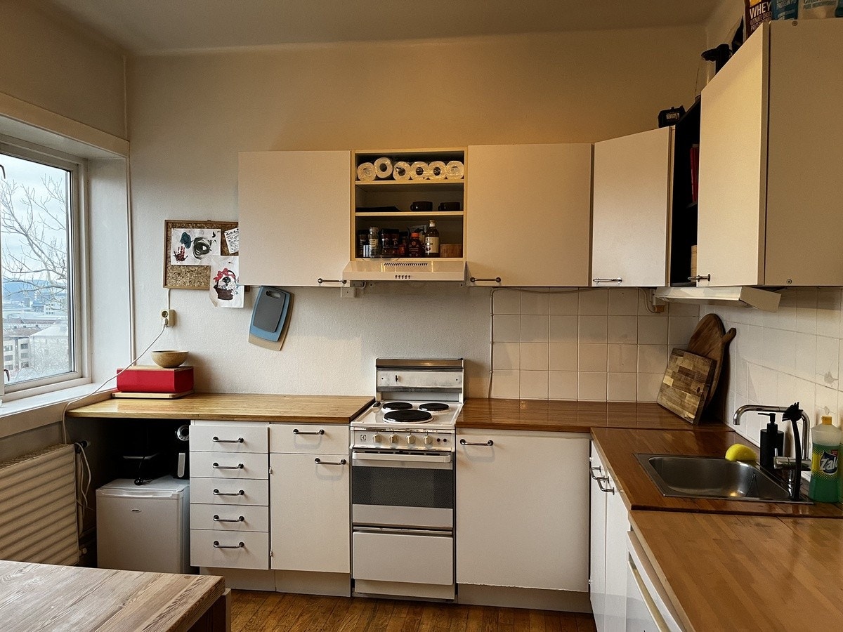 Stort kjøkken Galleribilde