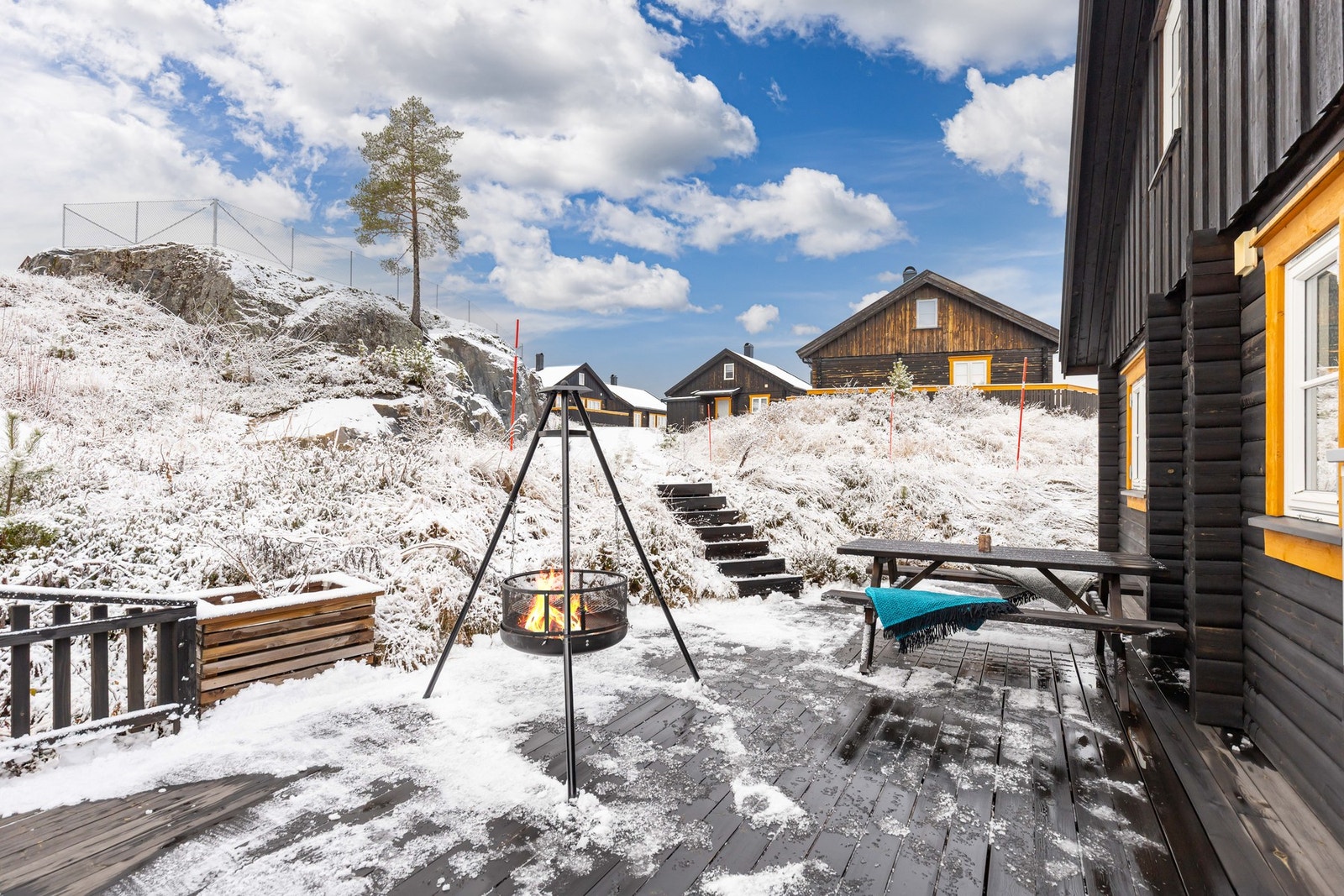 Uteplass. Galleribilde