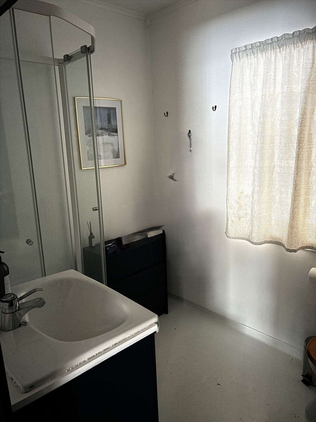 Del av baderommet i etasjen.jpg Galleribilde