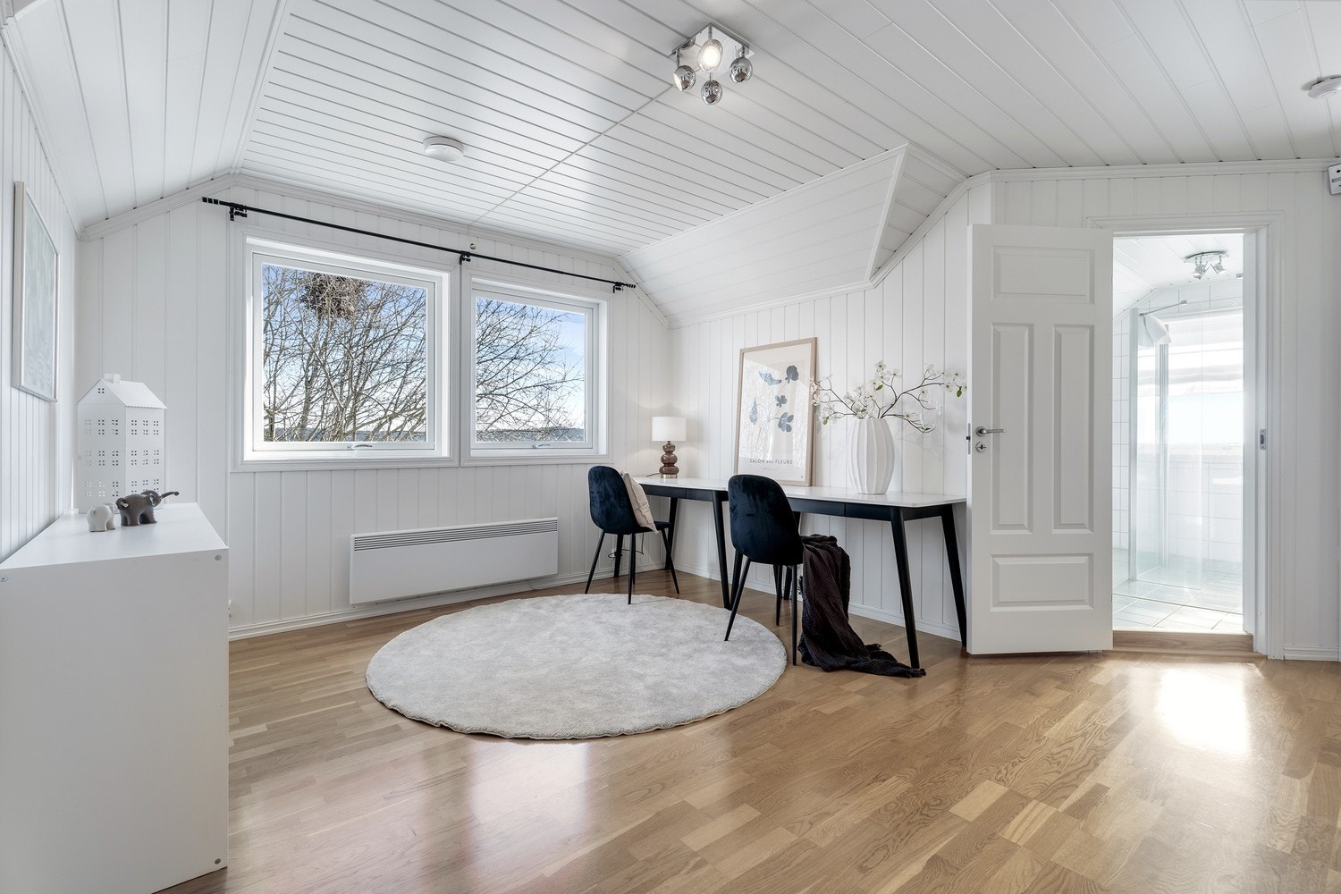 Skulle du trenge en ekstra sofrakrok, eller om det skulle være at du skulle hatt et sted til å gjøre lekser for barna, er denne plassen ypperlig til det! Galleribilde