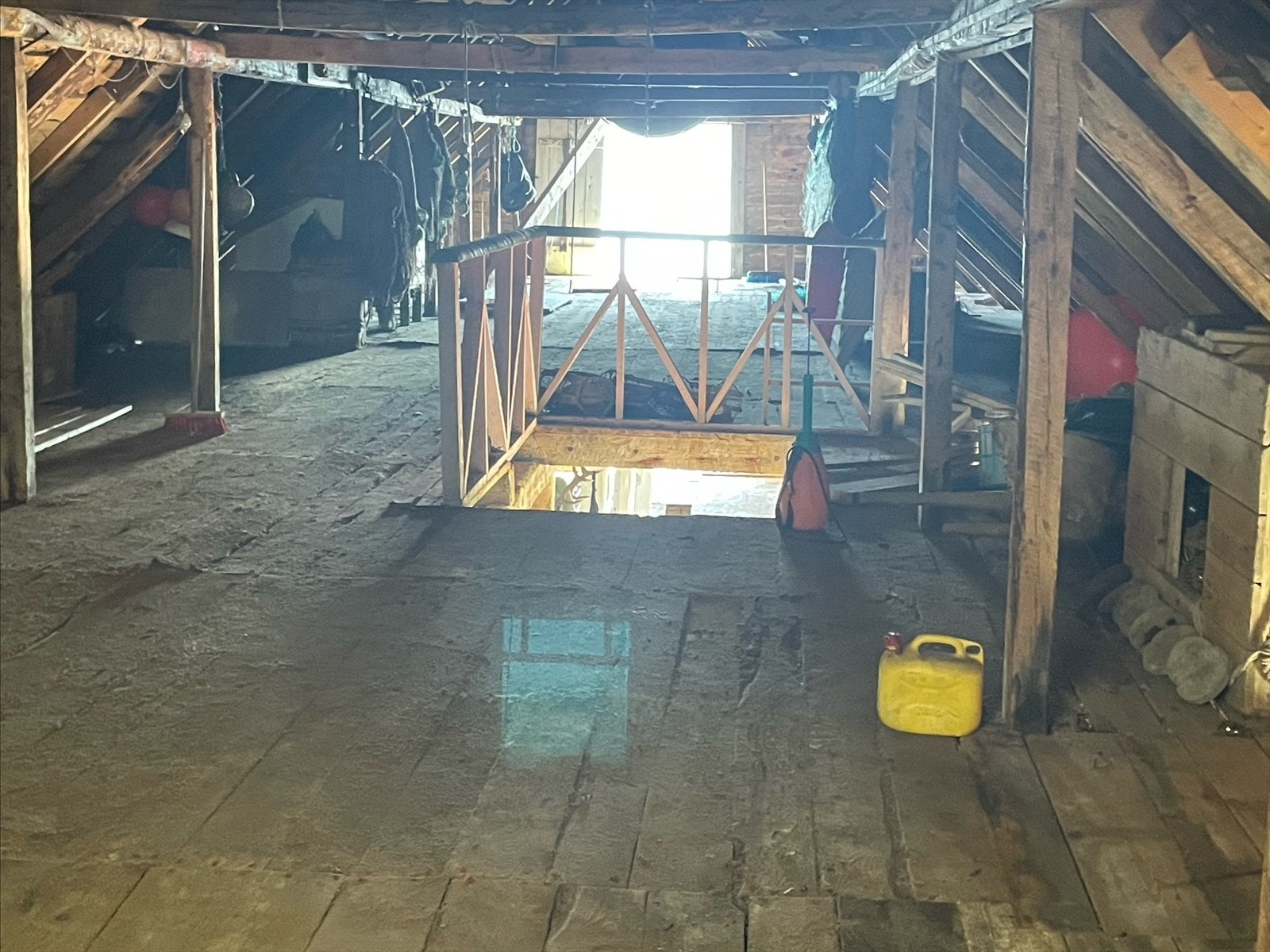 Uinnredet loft Galleribilde
