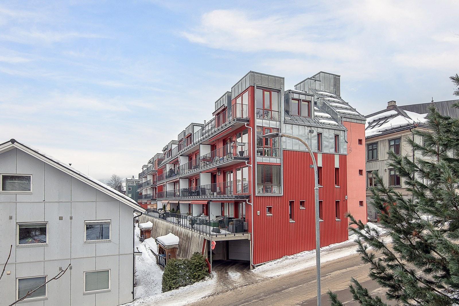 Området byr på et rikt utvalg av restauranter og uteliv i umiddelbar nærhet. Galleribilde