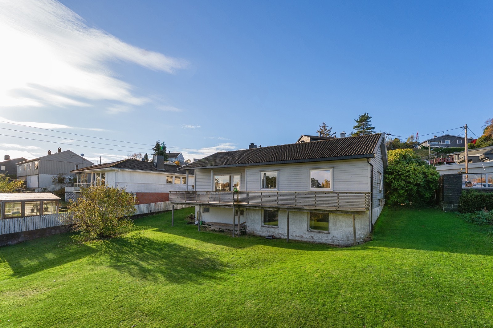 Spareskillingsmegleren v/Thorstein ten Velden har gleden av å presentere Skarpelunden 8! Galleribilde