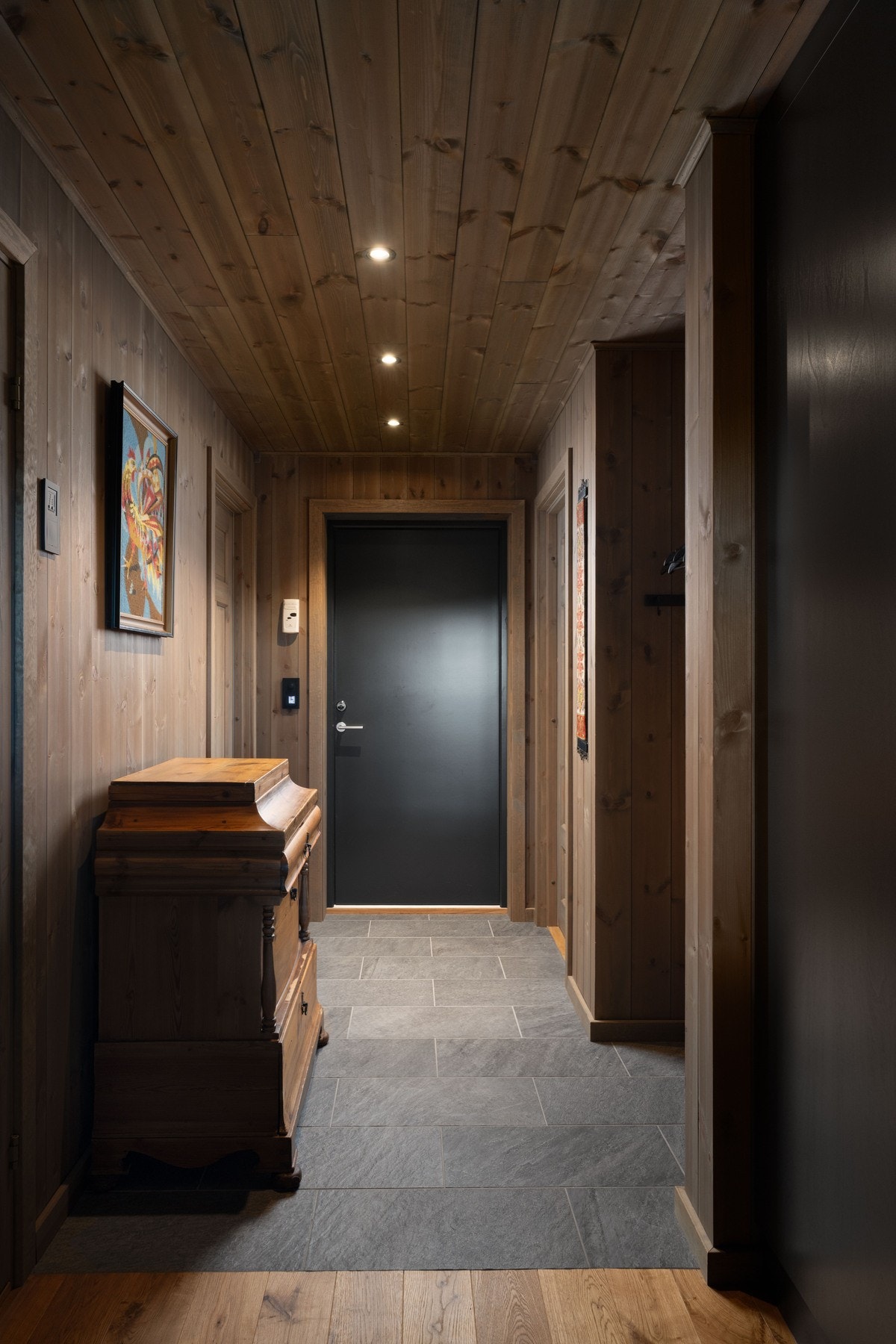 Romslig entrè med varmekabler, Galleribilde