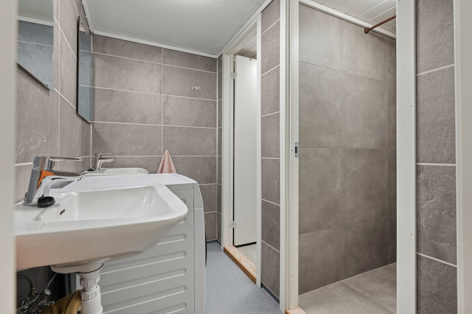 Bad fra 2024 - Badet fremstår i god stand. Galleribilde