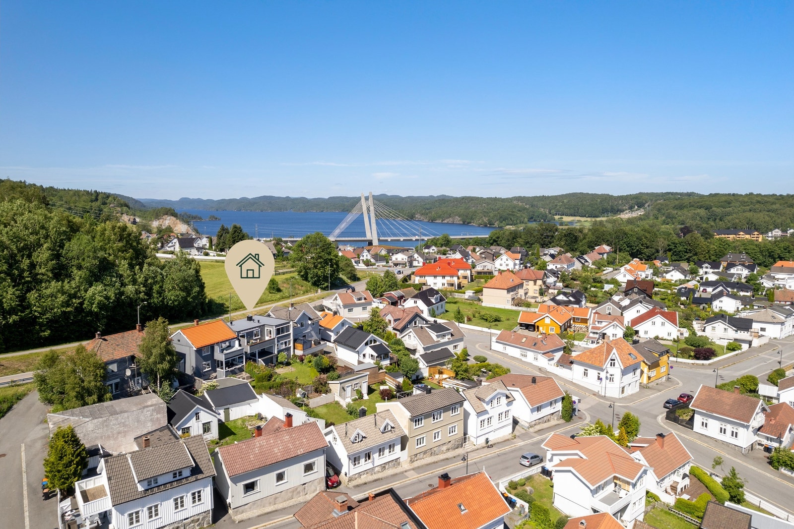 Velkommen til øvre Langestrand og Stallbakken 15 og 17 Galleribilde