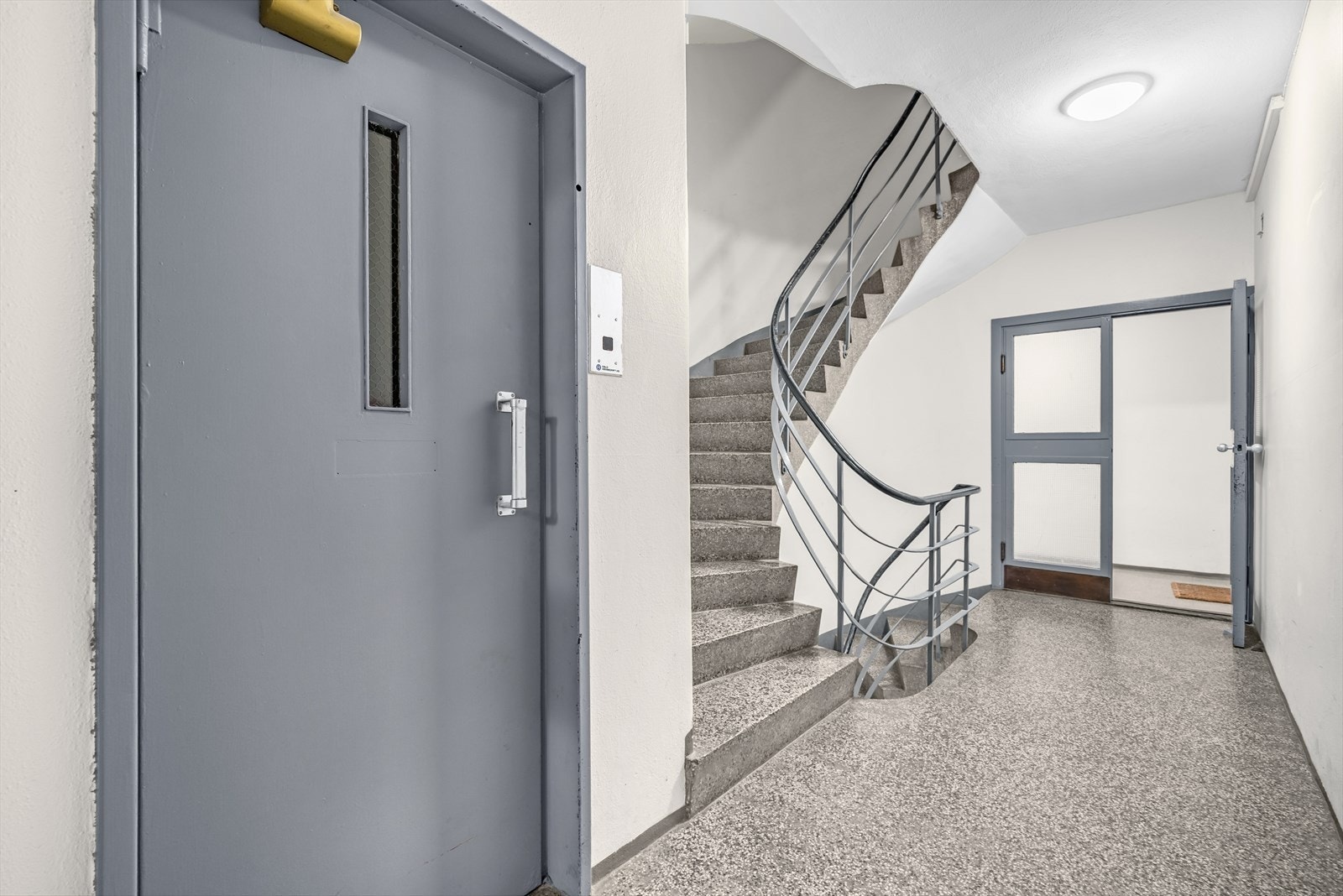 Det er heis i bygget. Galleribilde