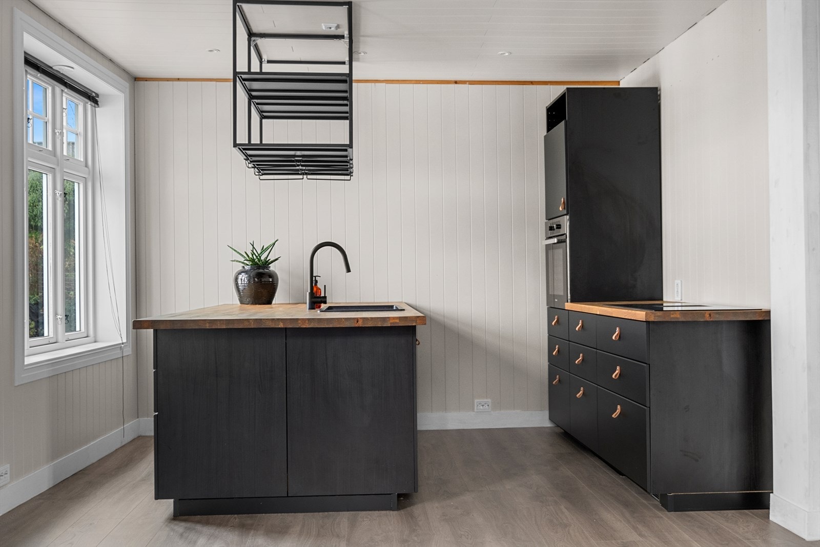 Kjøkken leilighet 2. etasje Galleribilde