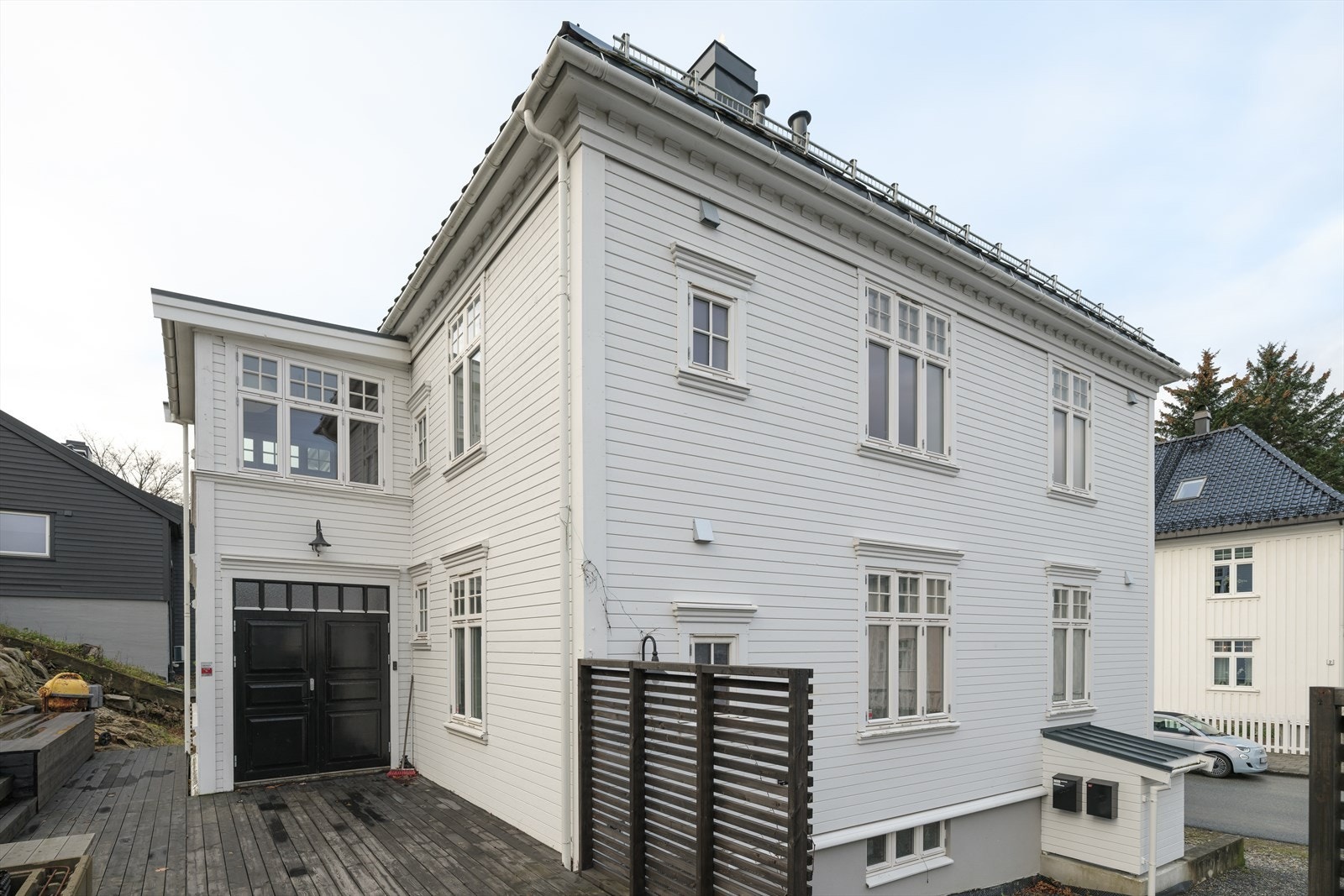 Fasade ved inngangsparti Galleribilde