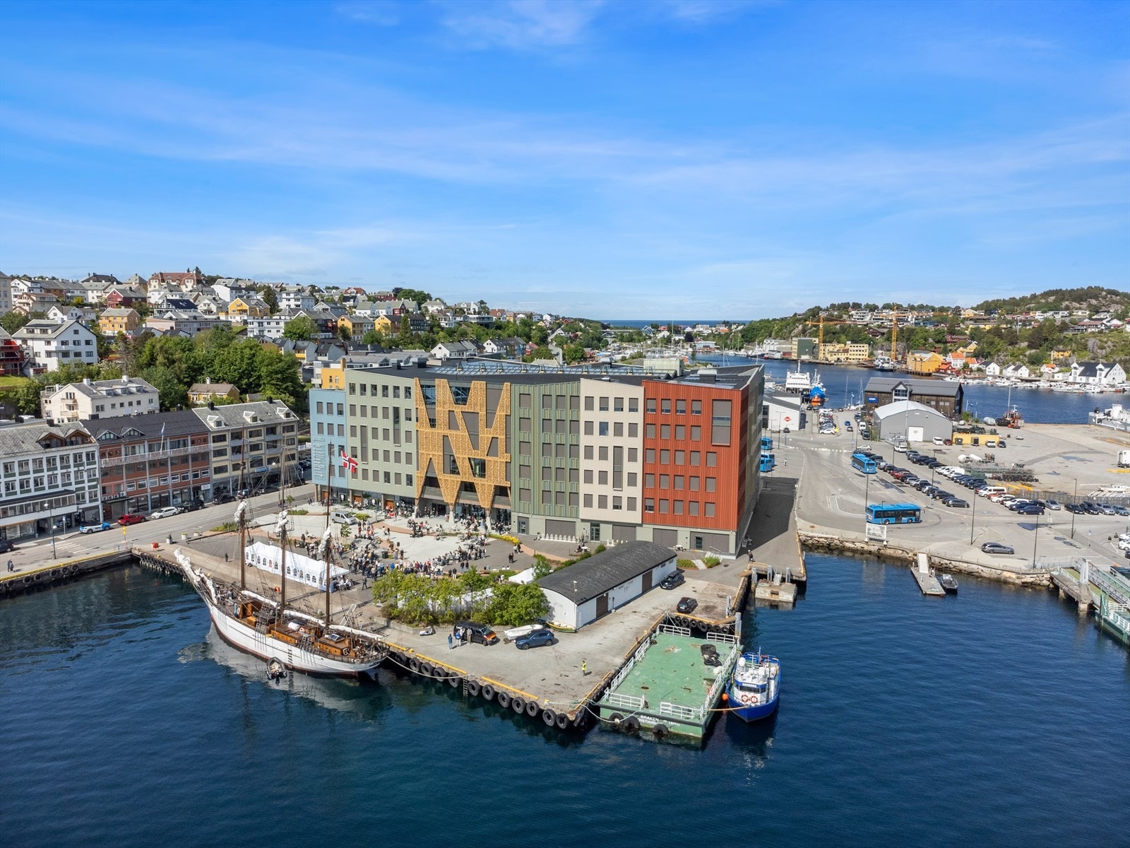 Campus og sentrum i umiddelbar nærhet! Galleribilde