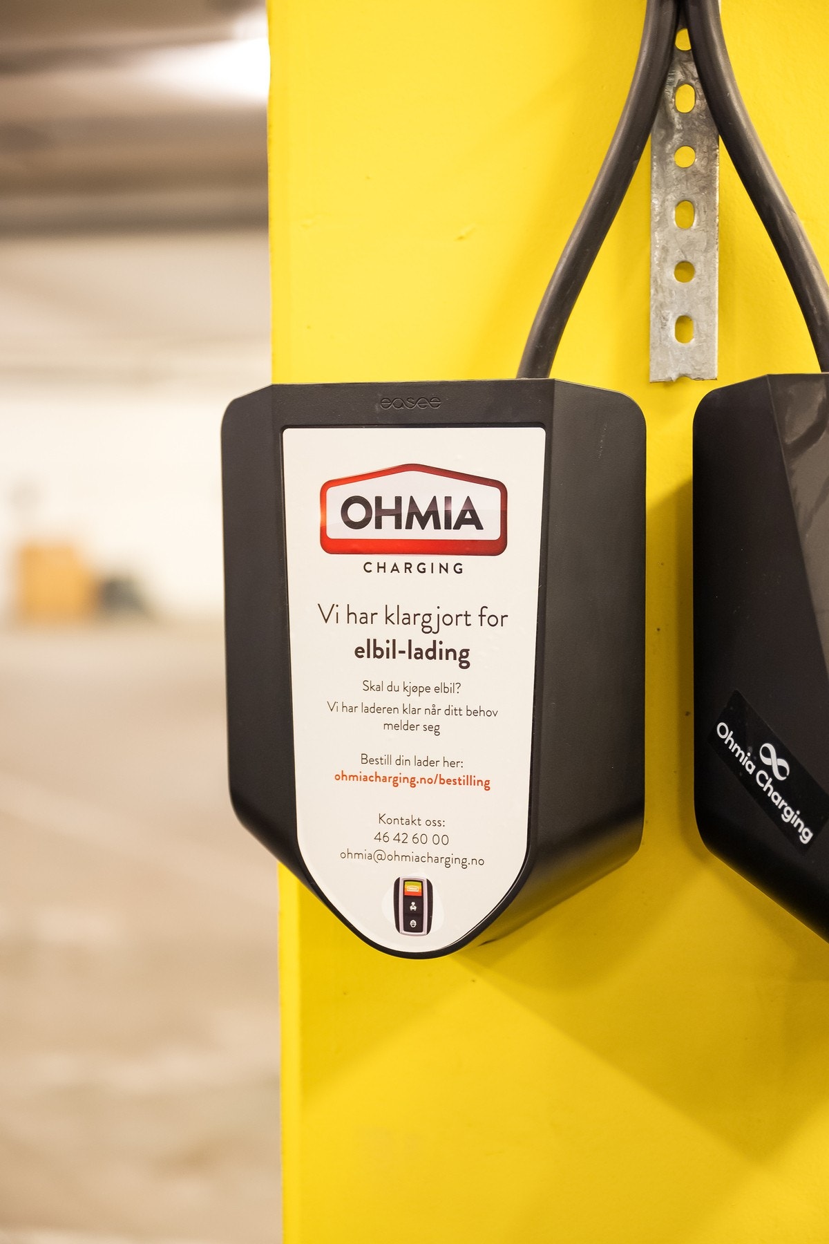 Det er lagt klart for lading av elbil. Galleribilde