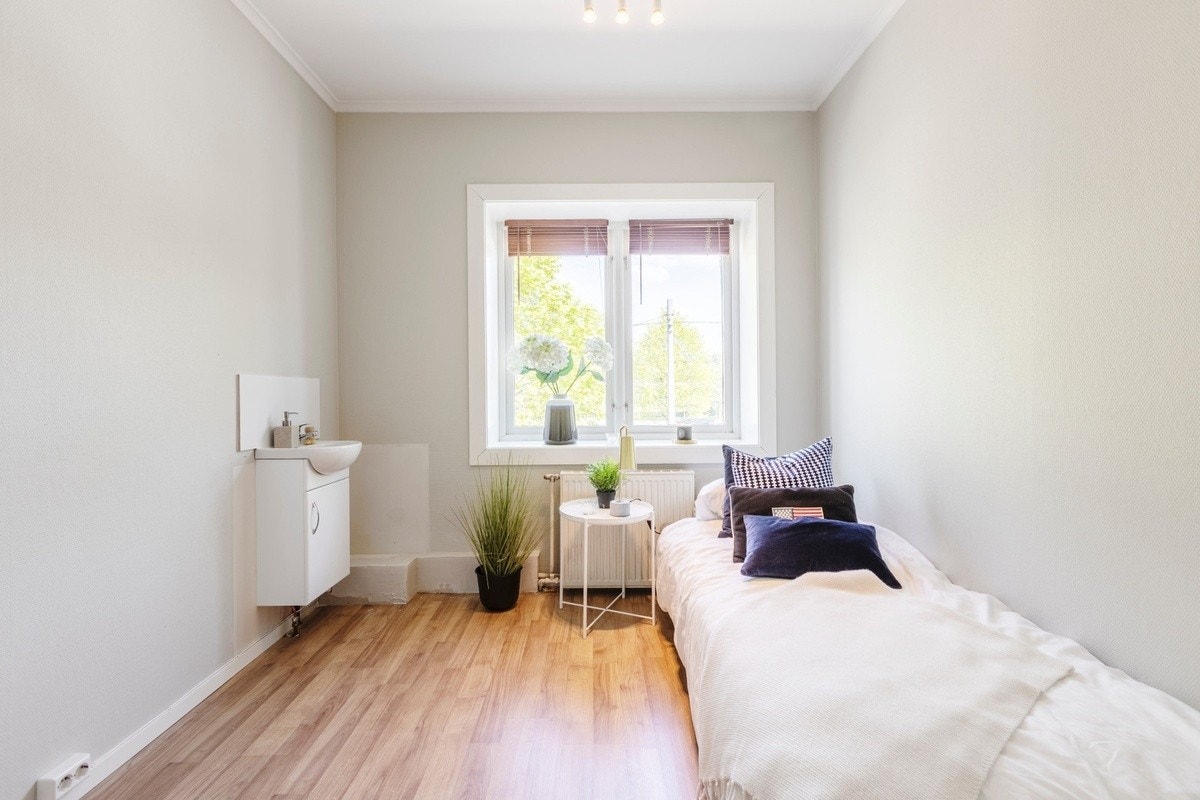 Sov 4: Ca 8,6 kvm Galleribilde