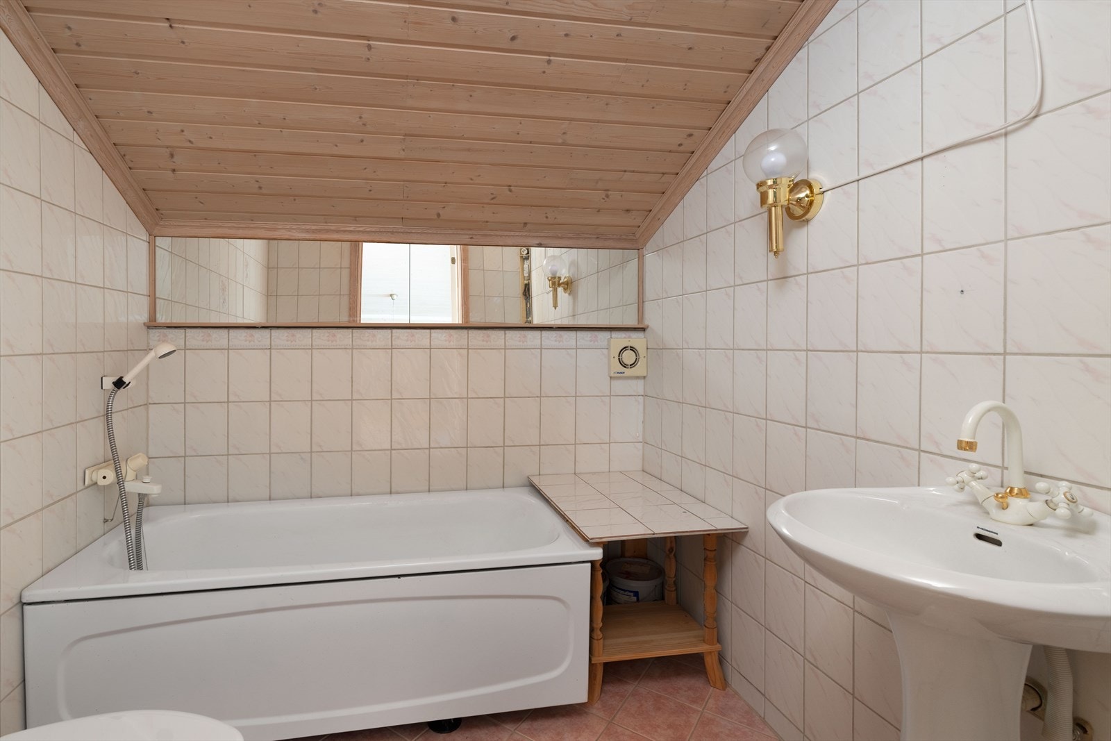 Bad 2, 2.etasje Galleribilde