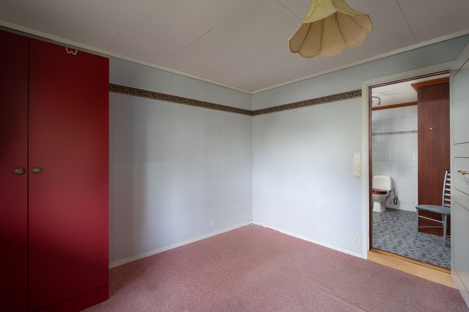 Soverom 1 med adkomst til bad 1 Galleribilde