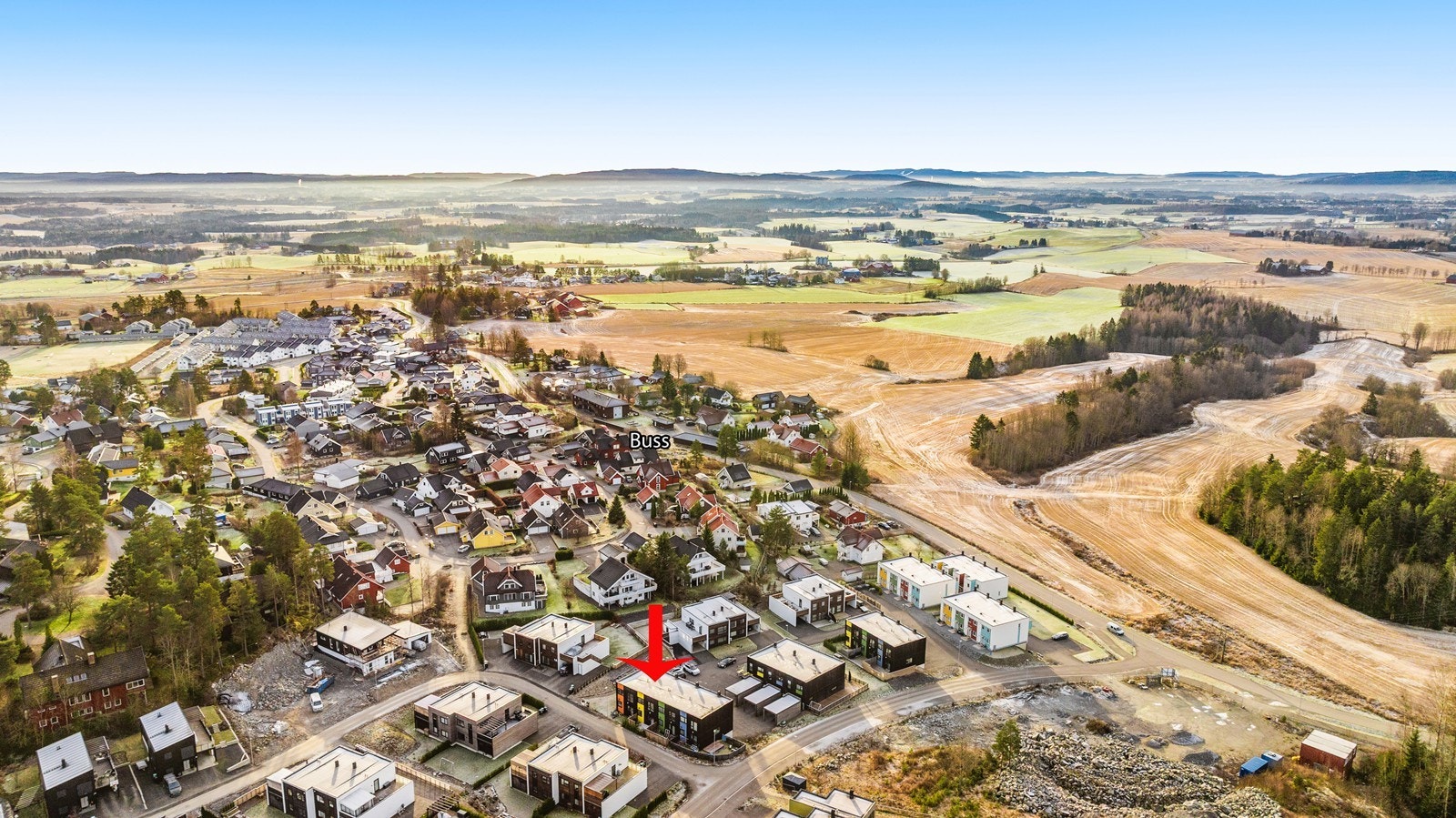 Med bussholdeplassen Reinlendersnippen kun tre minutters gange unna er kollektivtilbudet lett tilgjengelig. Galleribilde