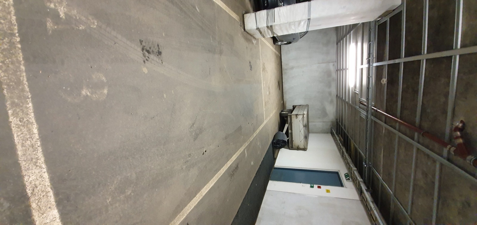 Dobbelt garasjeplass i lukket fellesanlegg. Galleribilde