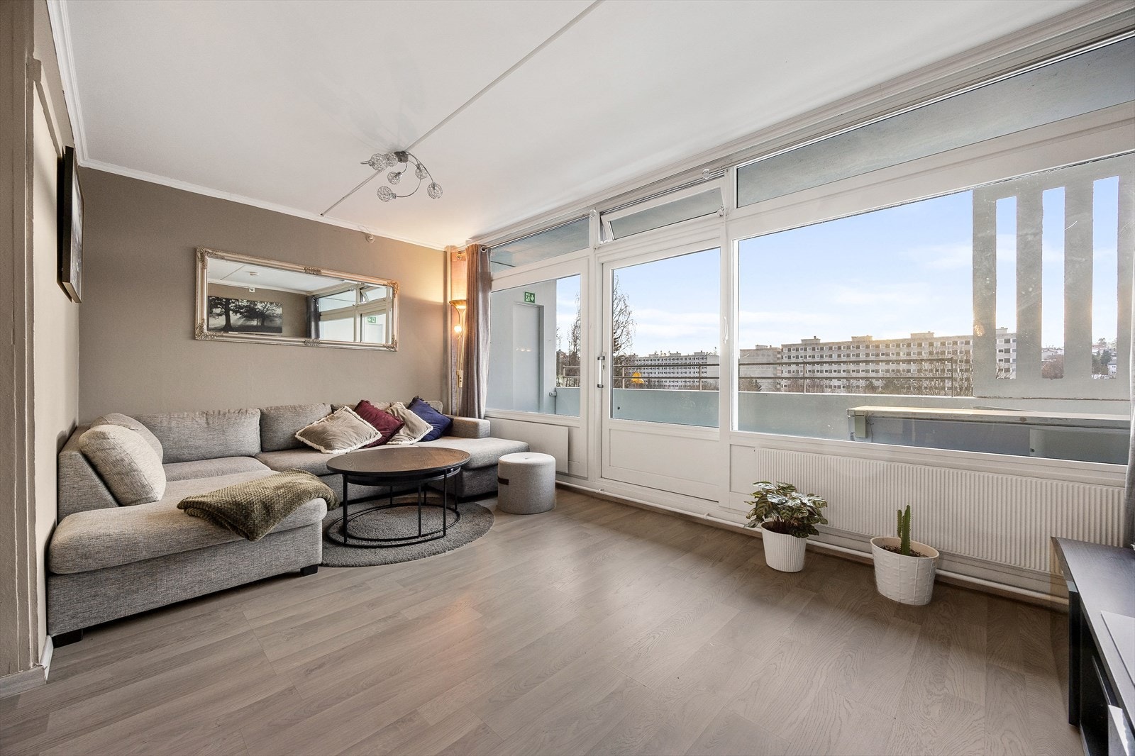 A-konto fyring via radiatorer og varmtvann er inkludert i felleskostnadene. Galleribilde