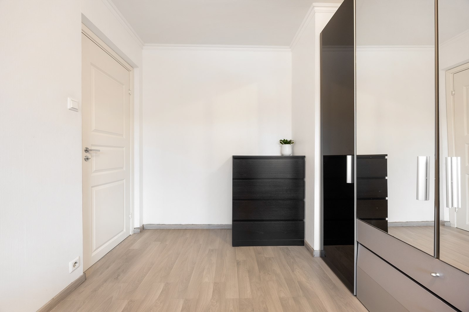 Lyse overflater på soverommene gir et godt utgangspunkt for personlig preg. Galleribilde