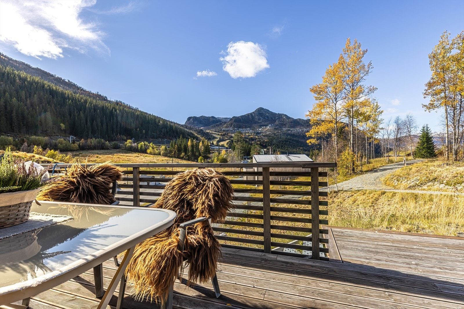 Stor terrasse med fantastisk utsikt! Galleribilde
