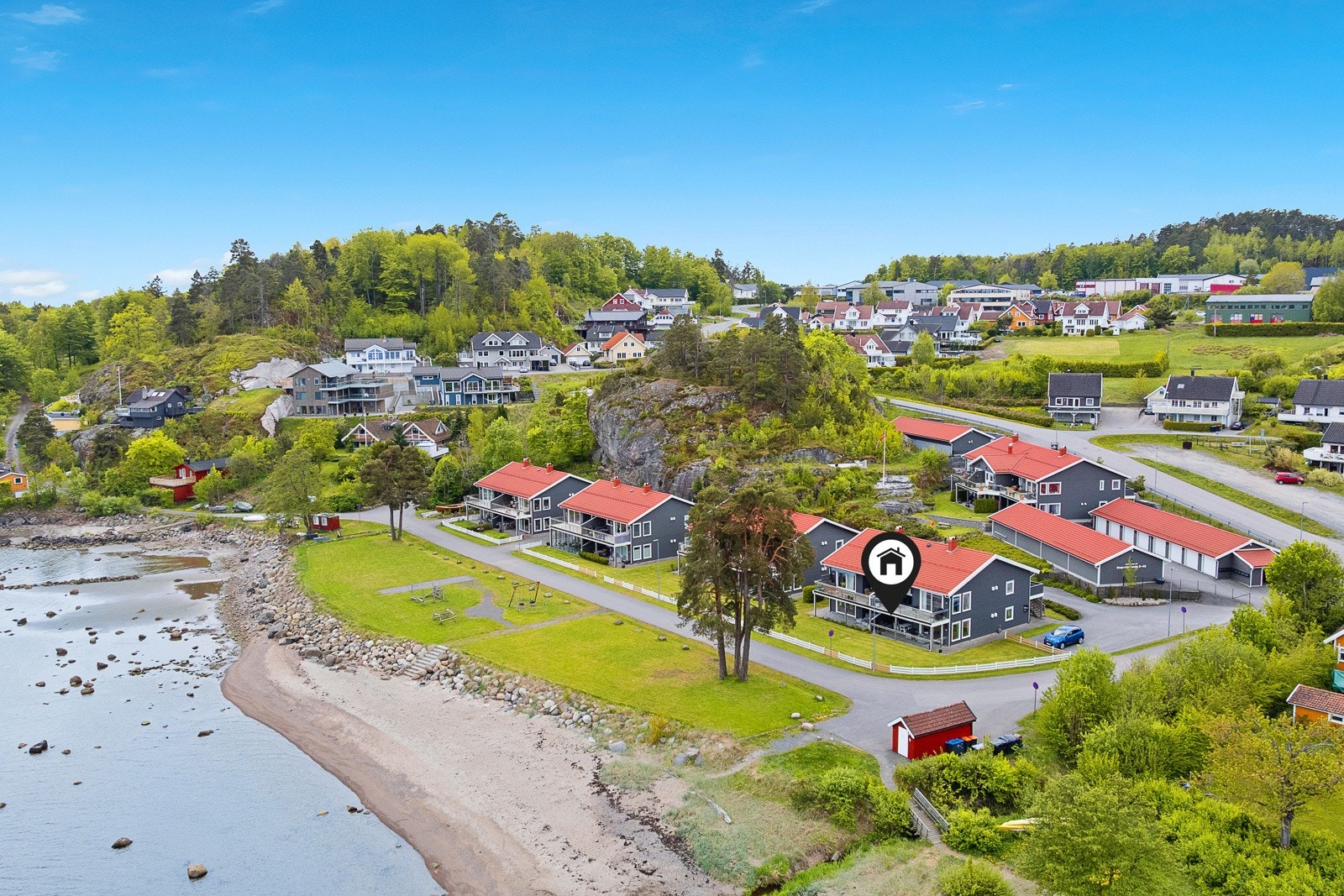 Leinæs & Partners v/ Christine Olafsen har gleden av å presentere Støperistranda 20! Galleribilde