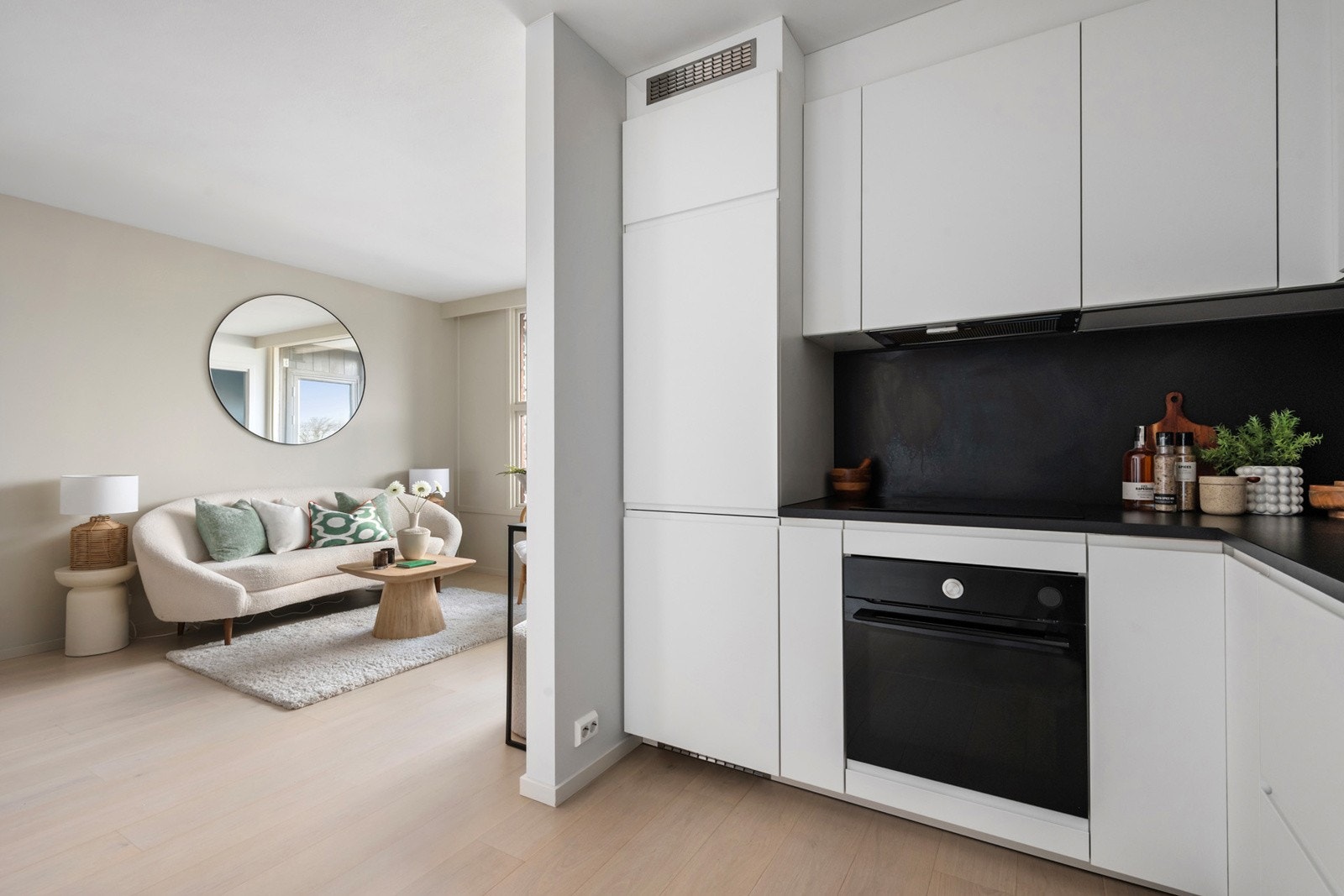 Leiligheten er god og varm om vinteren, og fyring og varmtvann er inkludert. Galleribilde