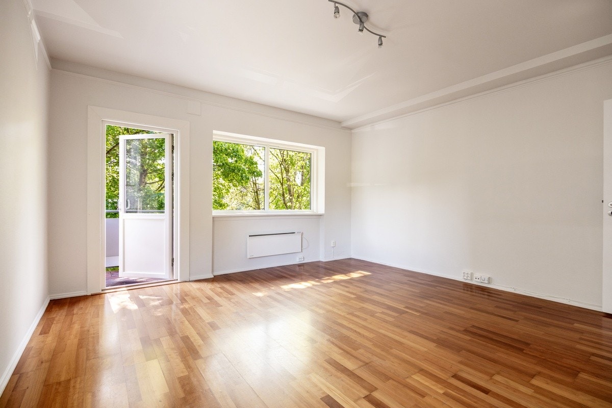 Stue med utgang til balkong Galleribilde