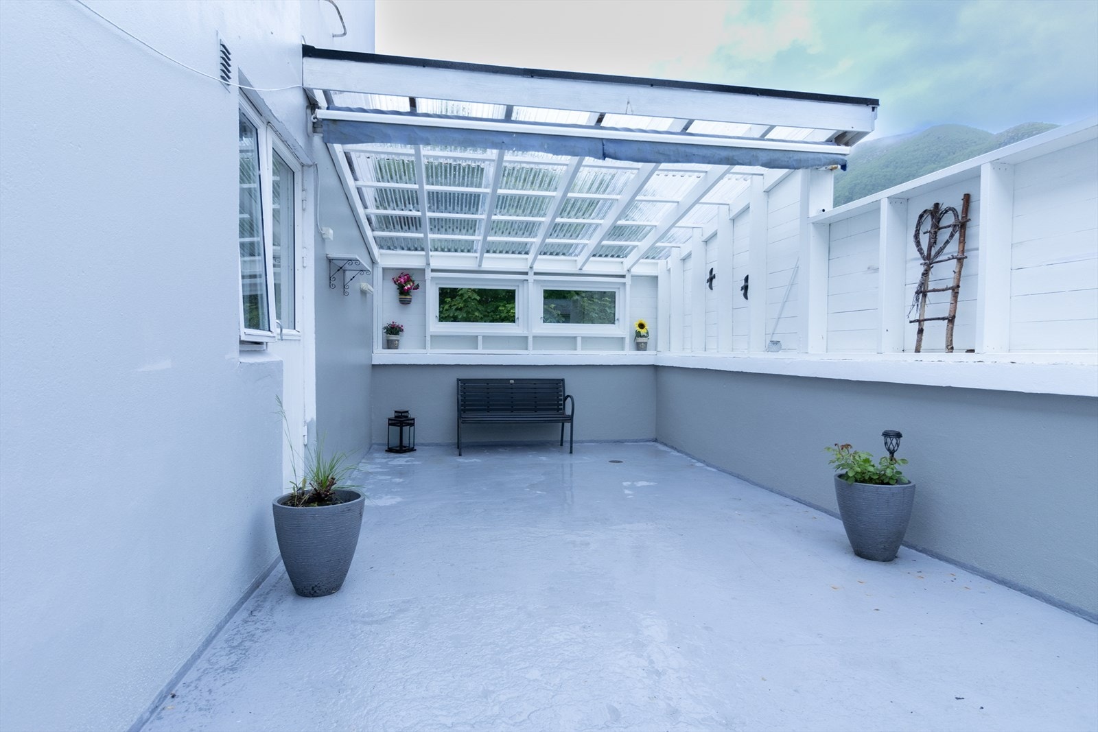 Terrasse på ca. 34kvm Galleribilde