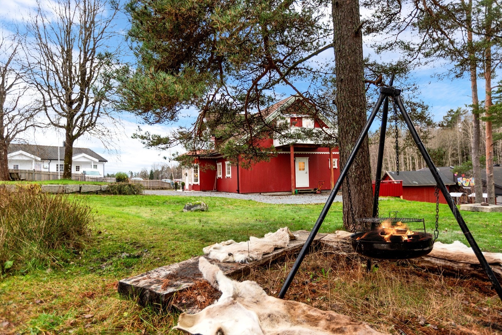 Barnevennlig bålplass som egnes godt utover vinteren Galleribilde