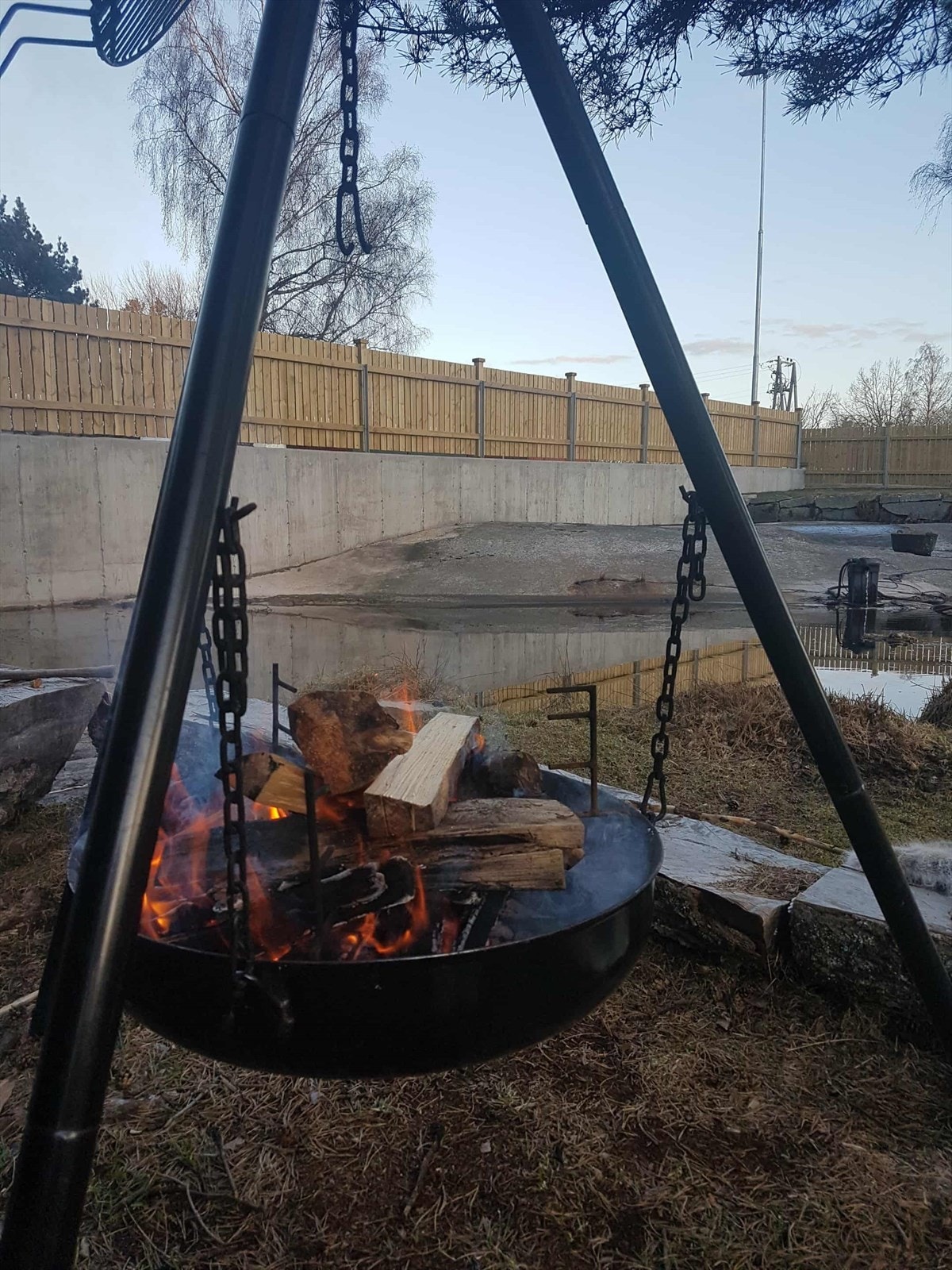 Bålpanne (tatt av Selger) Galleribilde